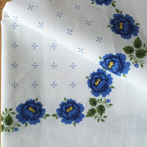 Krojový šátek ružičkový modrý