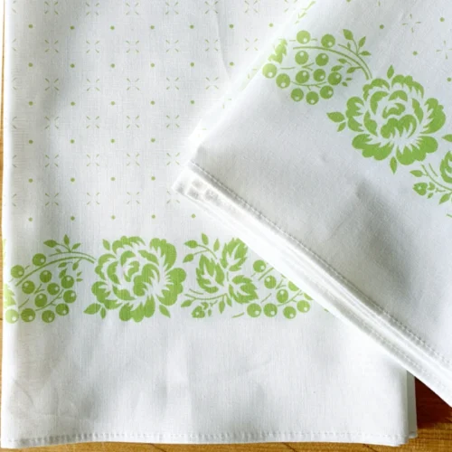 Krojový šátek s širším lemem - zelený